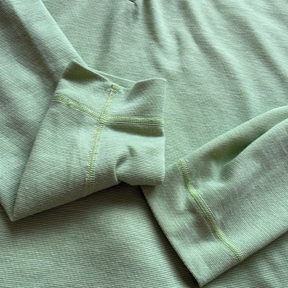 Patagonia Quarter Zip Pullover Green Lightweight Hiking Outdoor Size Small - Picture 4 of 10